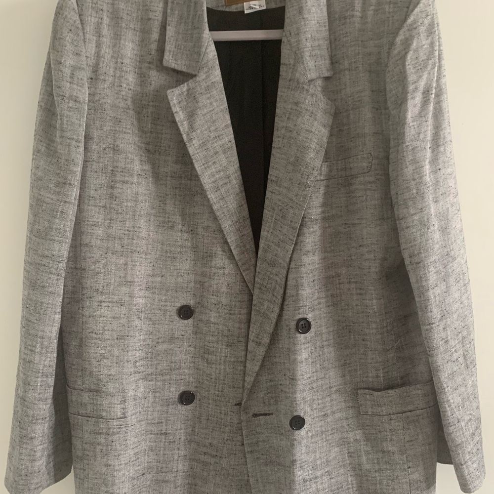 Gorgeous vintage 90’s grey blazer- 12/14
